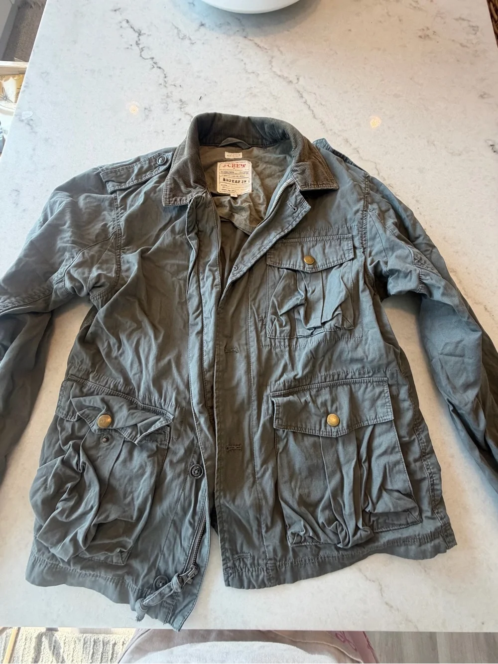 J CREW Men's military Field Jacket in Olive Green! Quality meets versatile! M